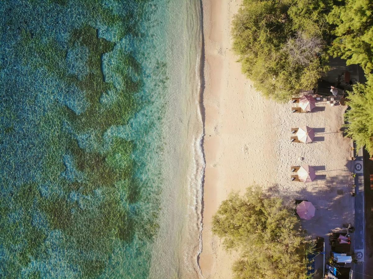 Vamana Resort - Chse Certified Gili Trawangan Exterior photo